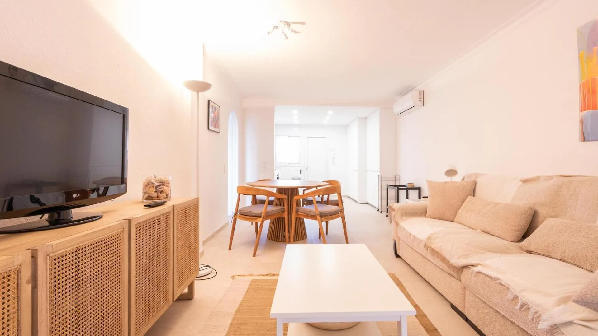 Ref. Escala Beach 3: Apartamento Con Vistas Al Mar A Pie De Playa ! - Es-325-24 托罗埃利亚-德蒙特格里 0*,  西班牙