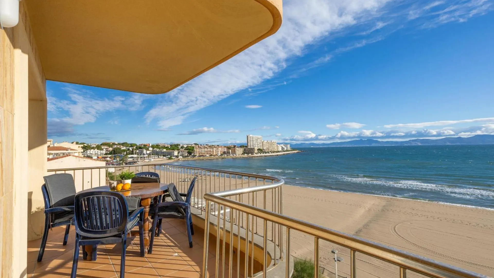 公寓 Ref. Escala Beach 3: Apartamento Con Vistas Al Mar A Pie De Playa ! - Es-325-24 托罗埃利亚-德蒙特格里 西班牙